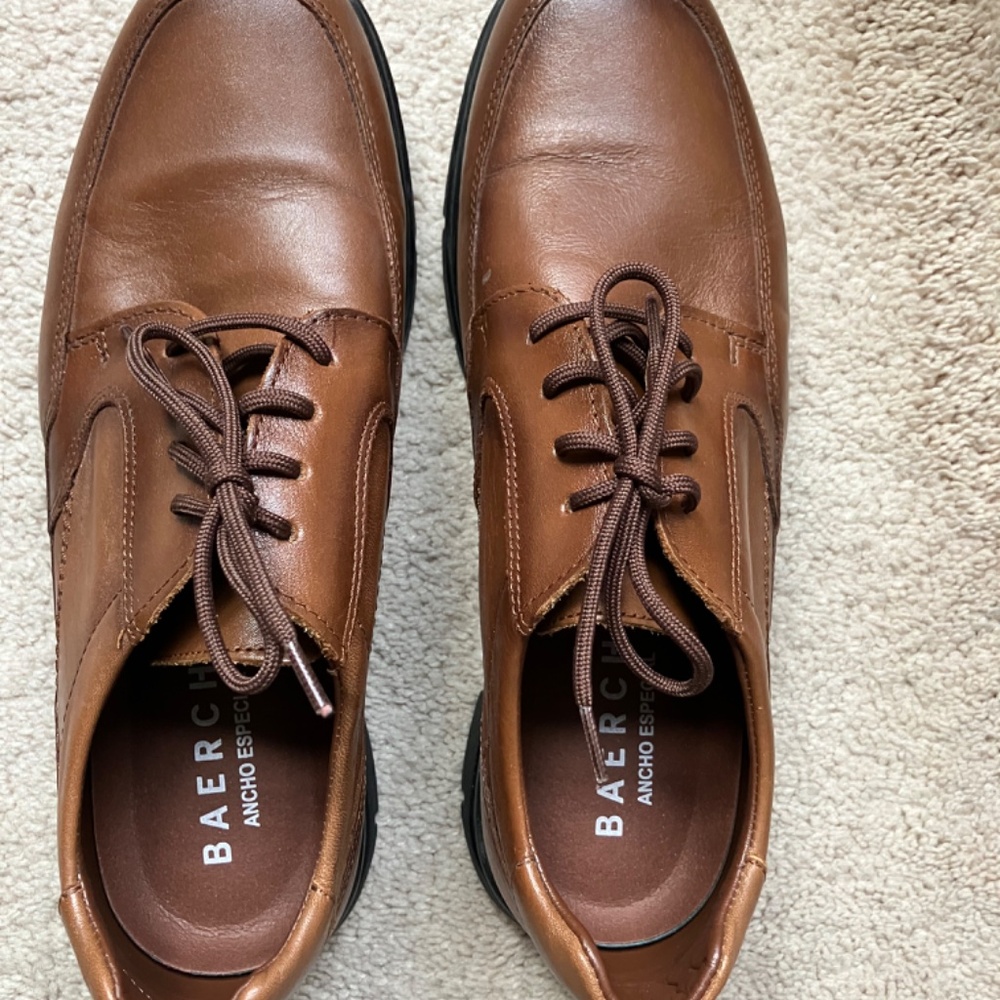Men's leather shoes